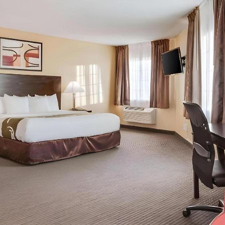 Quality Inn & Suites Arbor Eksteriør billede