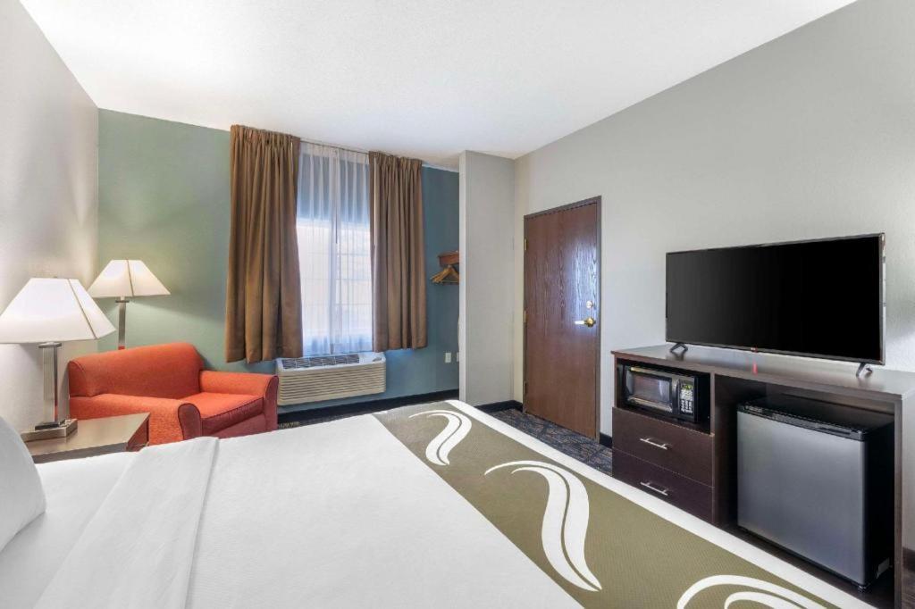 Quality Inn & Suites Arbor Eksteriør billede