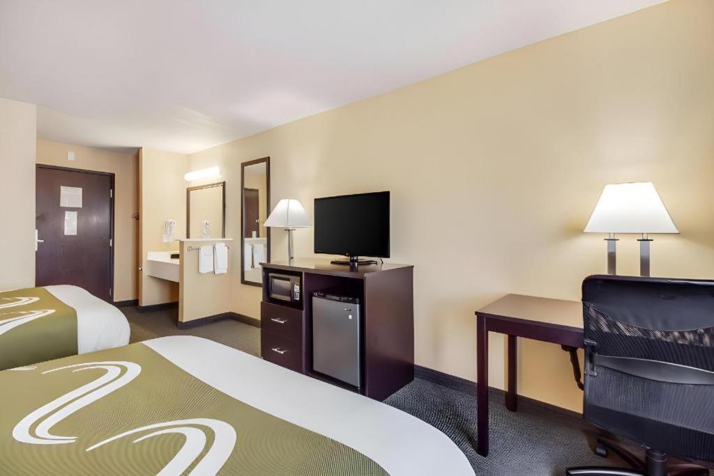 Quality Inn & Suites Arbor Eksteriør billede