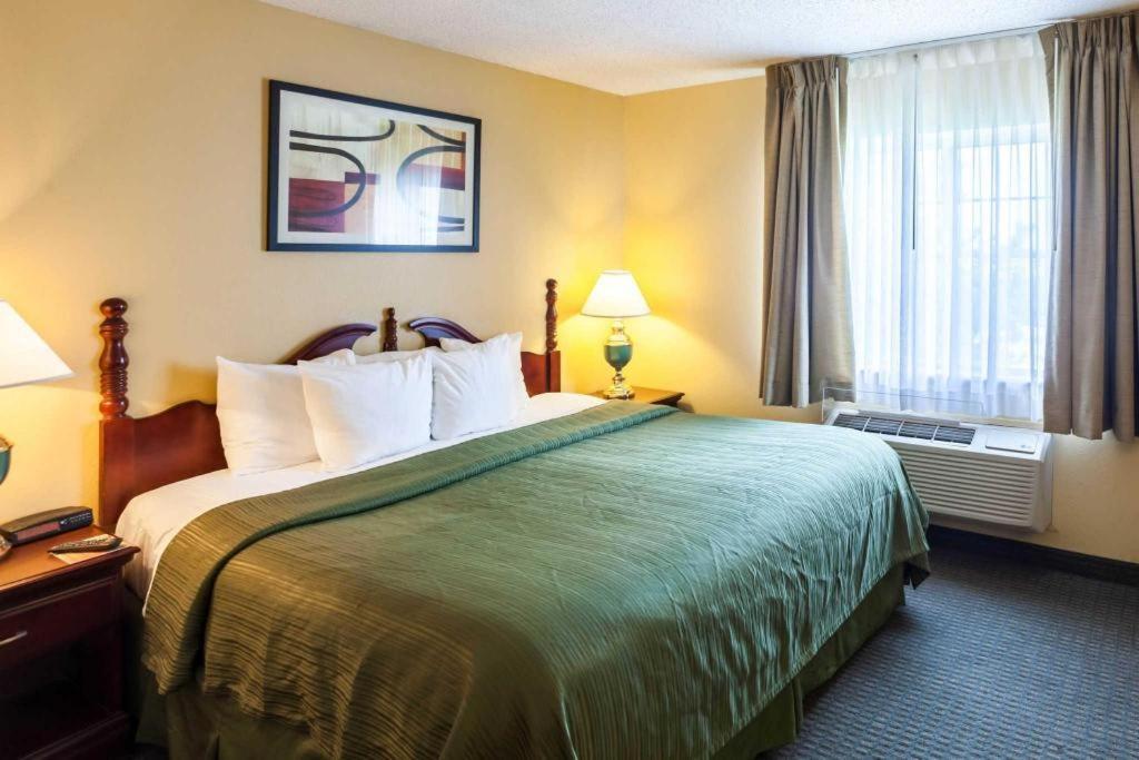 Quality Inn & Suites Arbor Eksteriør billede