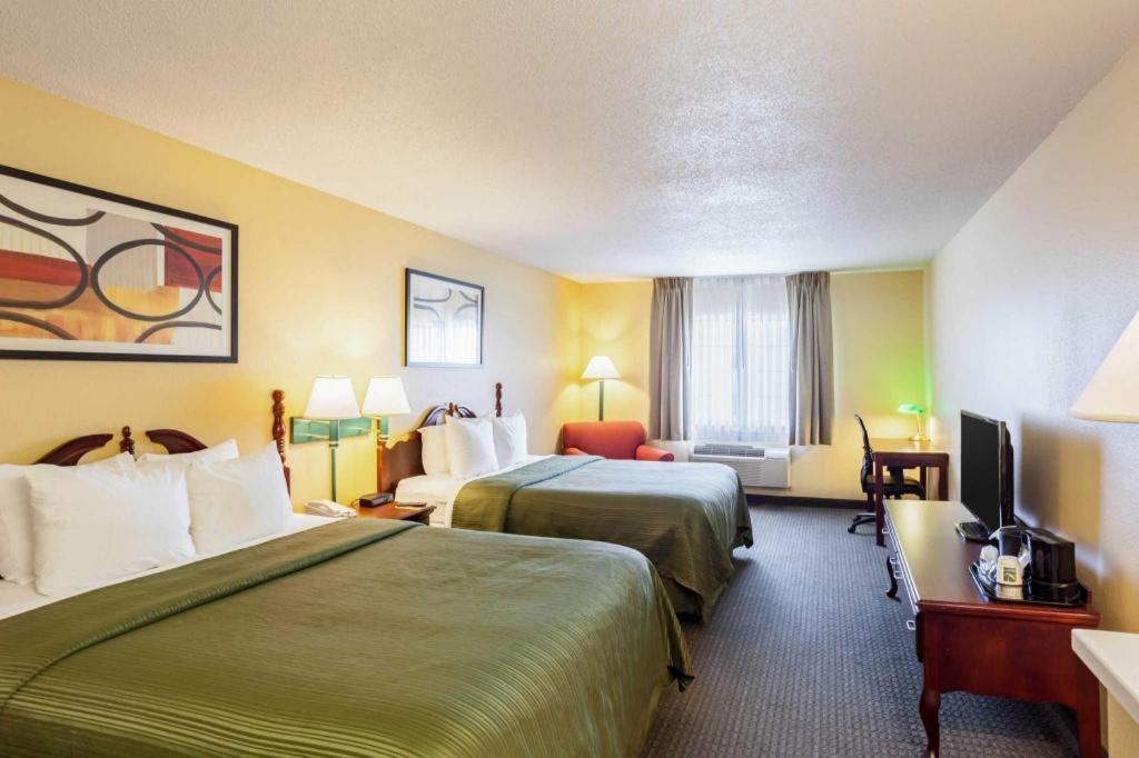 Quality Inn & Suites Arbor Eksteriør billede