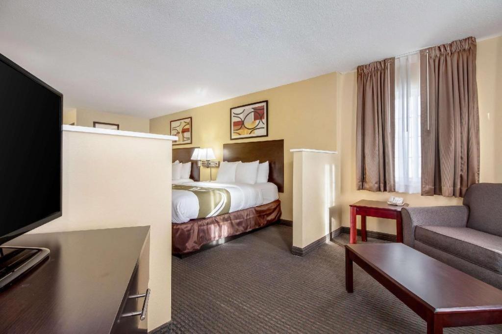 Quality Inn & Suites Arbor Eksteriør billede