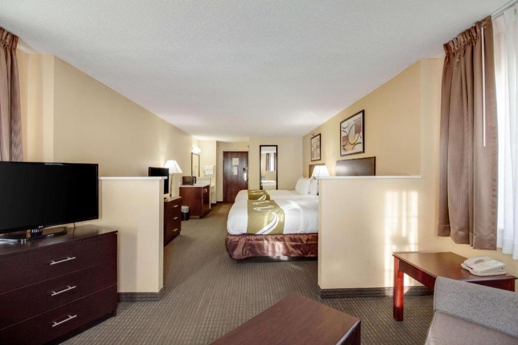 Quality Inn & Suites Arbor Eksteriør billede