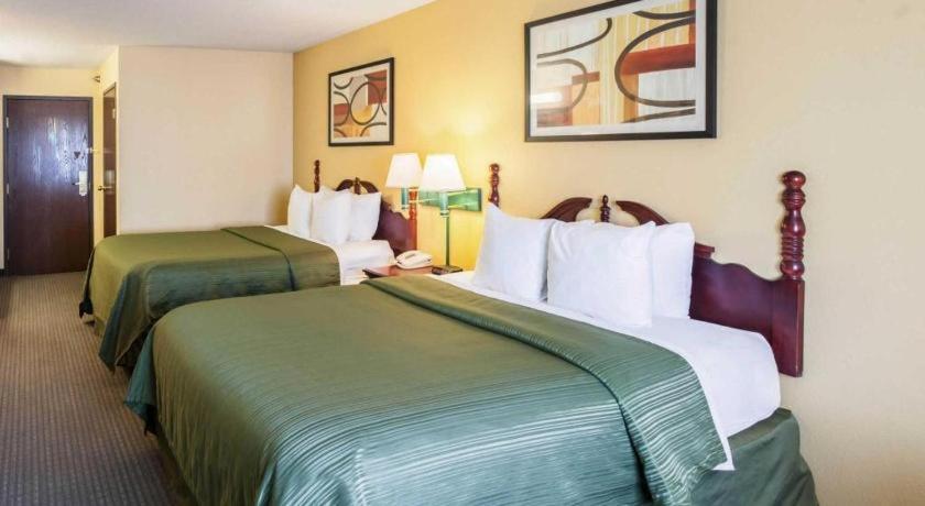 Quality Inn & Suites Arbor Eksteriør billede