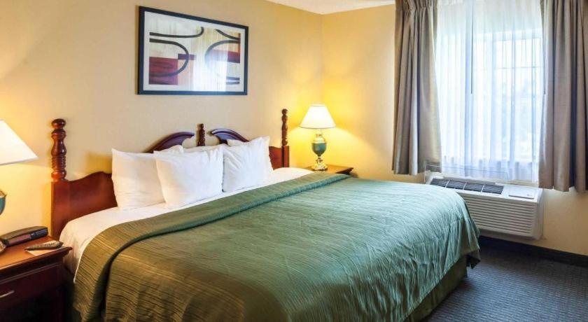 Quality Inn & Suites Arbor Eksteriør billede